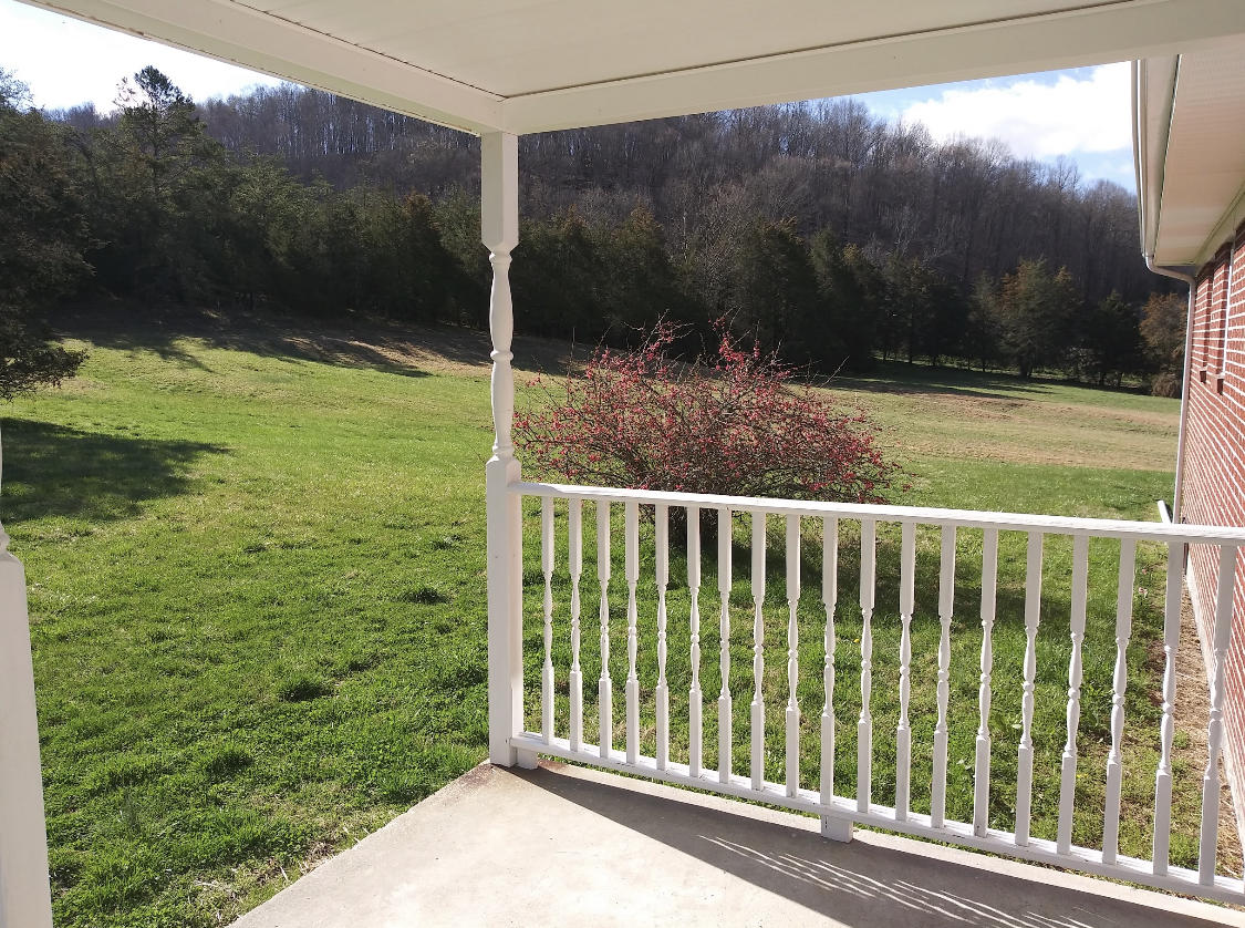 3525 Willow Tree Road Ewing, VA 24248 - Photo 11 of 38 3185139F-FD8B-4B34-A6E4-BF96759014D9