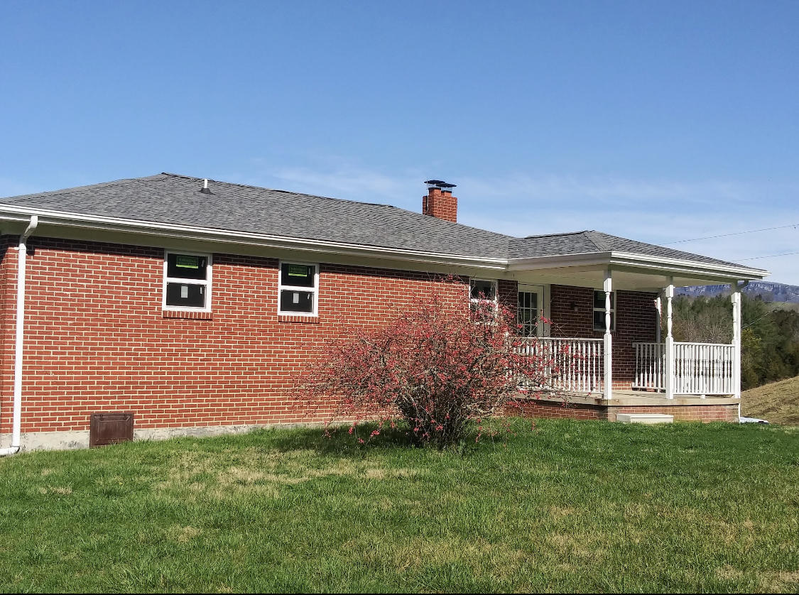 3525 Willow Tree Road Ewing, VA 24248 - Photo 4 of 38 D989C664-8AD8-4805-A836-D2516FC55EEB