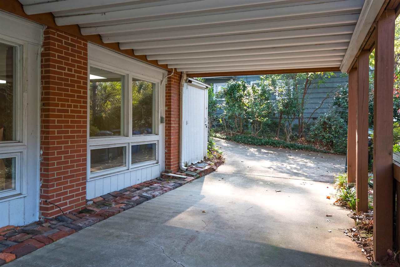 1409 Hathaway Road Raleigh, NC 27608 - Photo 20 of 25