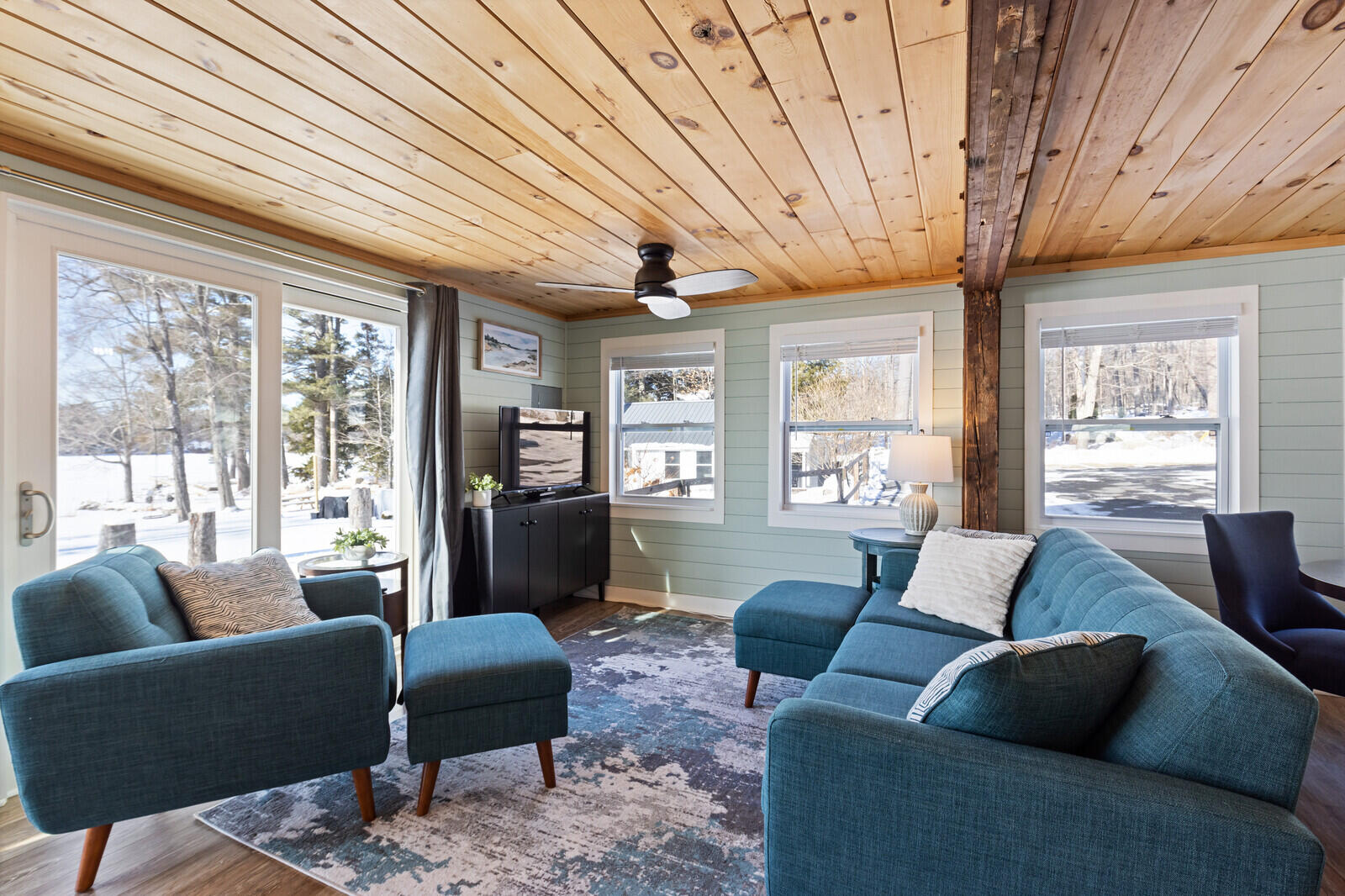 34 Albee Road Augusta, ME 04330 - Photo 46 of 61 Living room