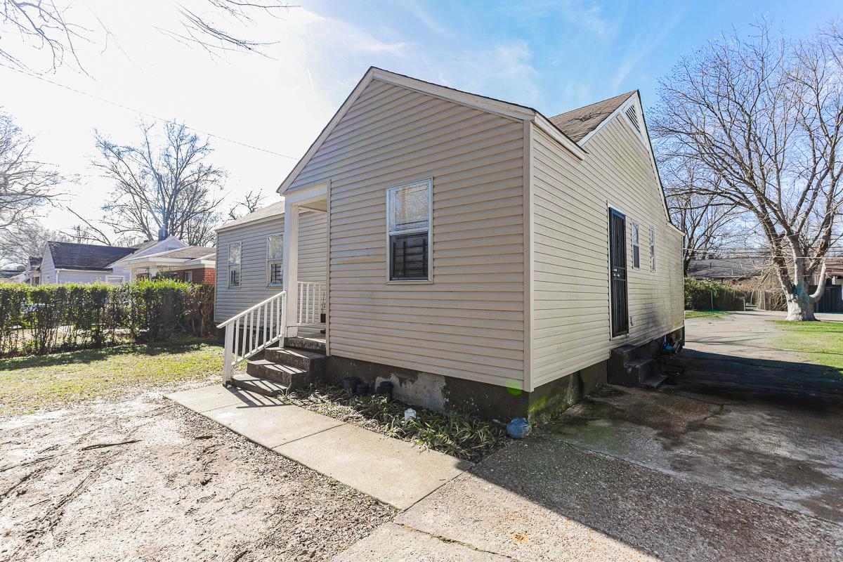 1023 Parkland Road Memphis, TN 38111 - Photo 3 of 13