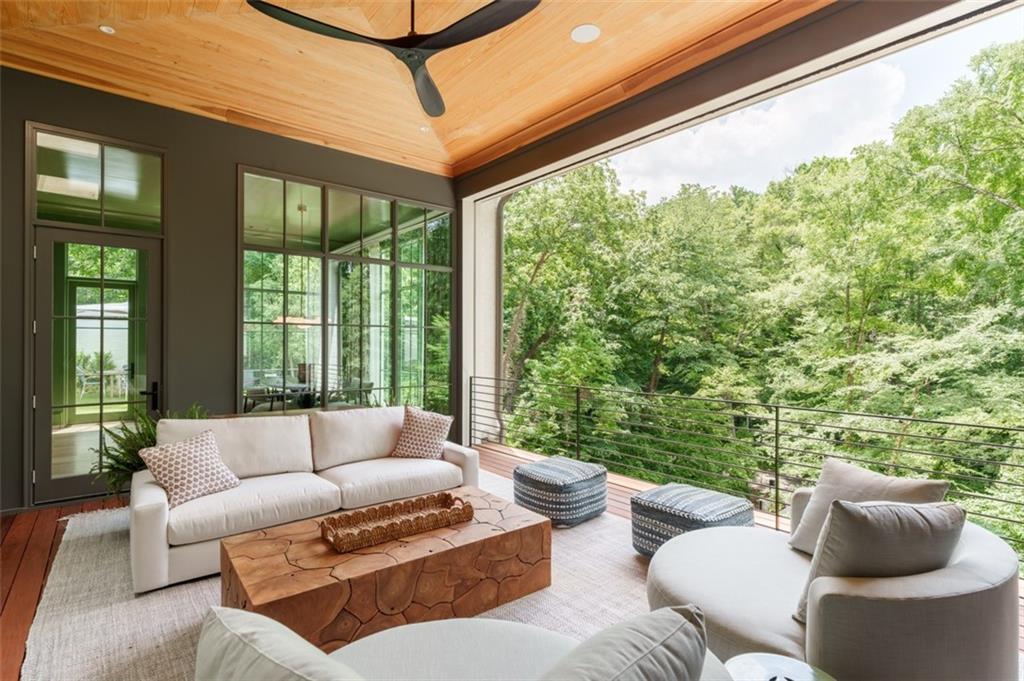 365 Valley Road Northwest Atlanta, GA 30305 - Photo 14 of 62