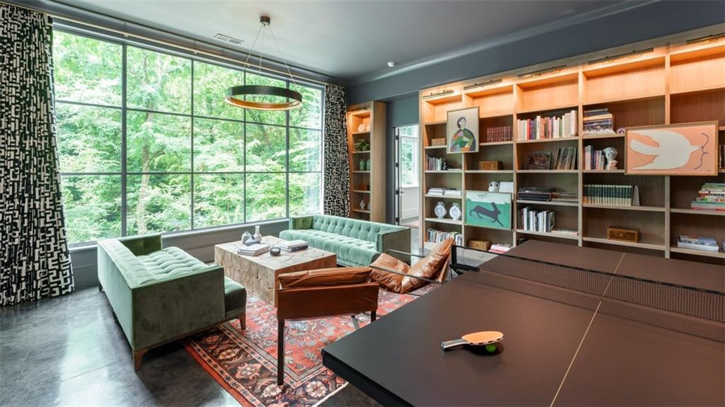 365 Valley Road Northwest Atlanta, GA 30305 - Photo 33 of 62