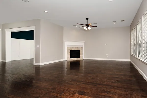 $425,000 | 115 Cherry Oak Lane, Montgomery, TX 77316