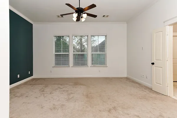 $425,000 | 115 Cherry Oak Lane, Montgomery, TX 77316