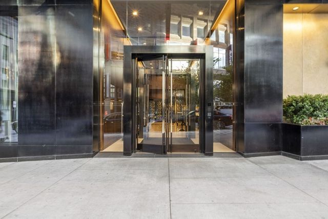 $3,150,000 | 1 Franklin Street, Unit 5401, Boston, MA 02110