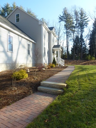 40 Providence Road Westford, MA 01886 - Photo 3 of 27 Gallery Image 3
