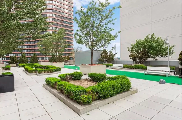 $4,000 | West 42nd Street | Hell's Kitchen