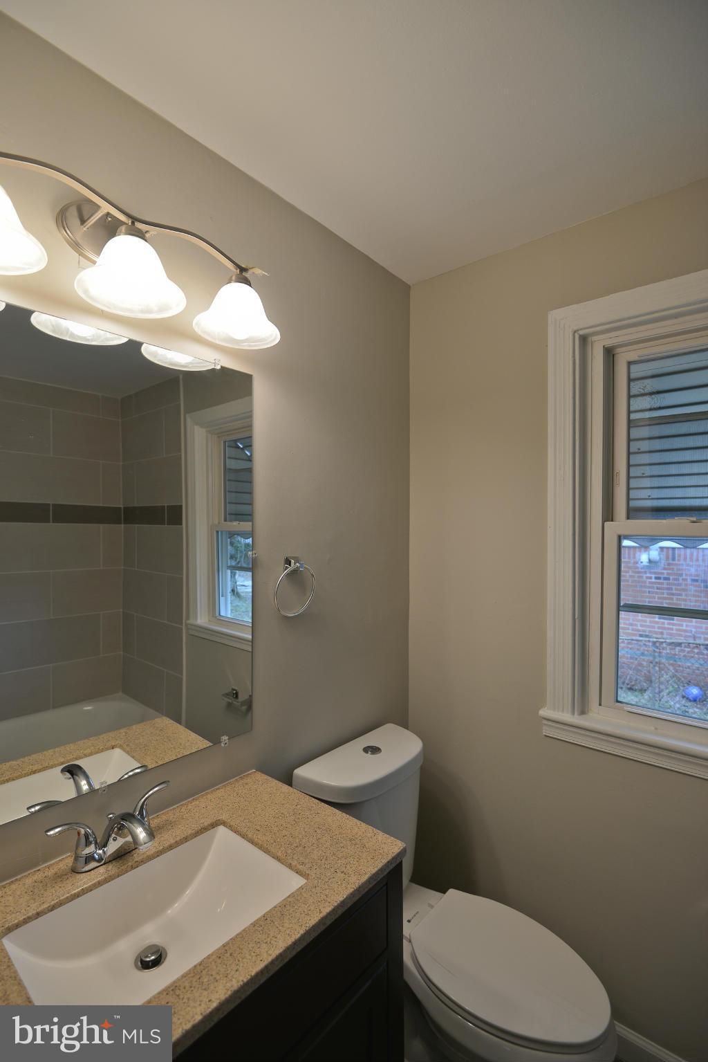 2002 Hayden Road Hyattsville, MD 20782 - Photo 20 of 29 Bath (Master)