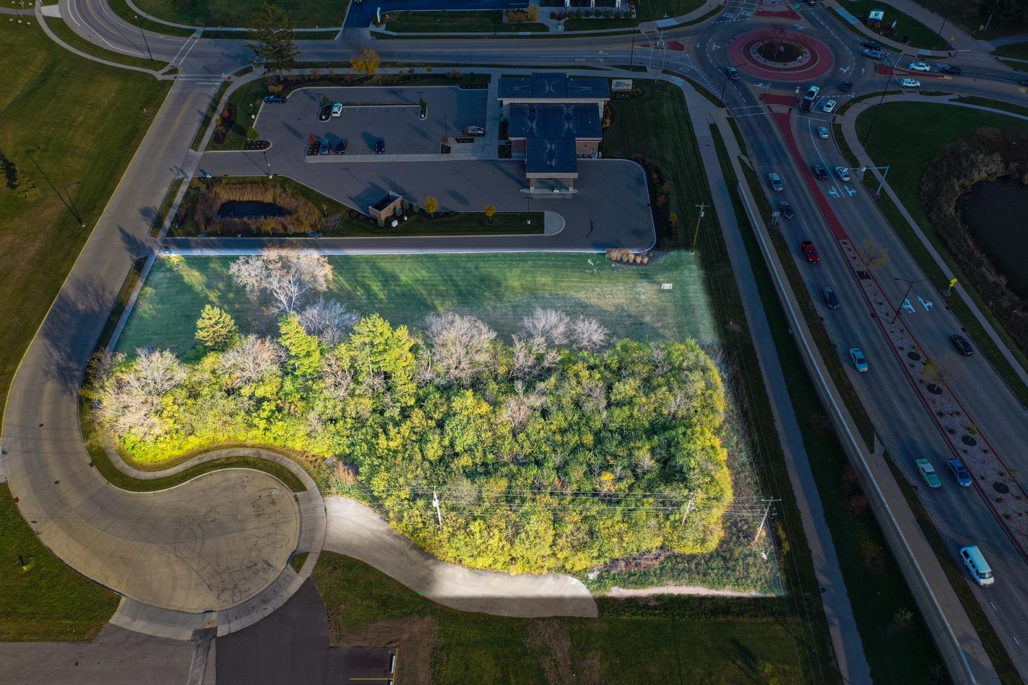 1875 Rath Lane Oshkosh, WI 54902 - Photo 6 of 9