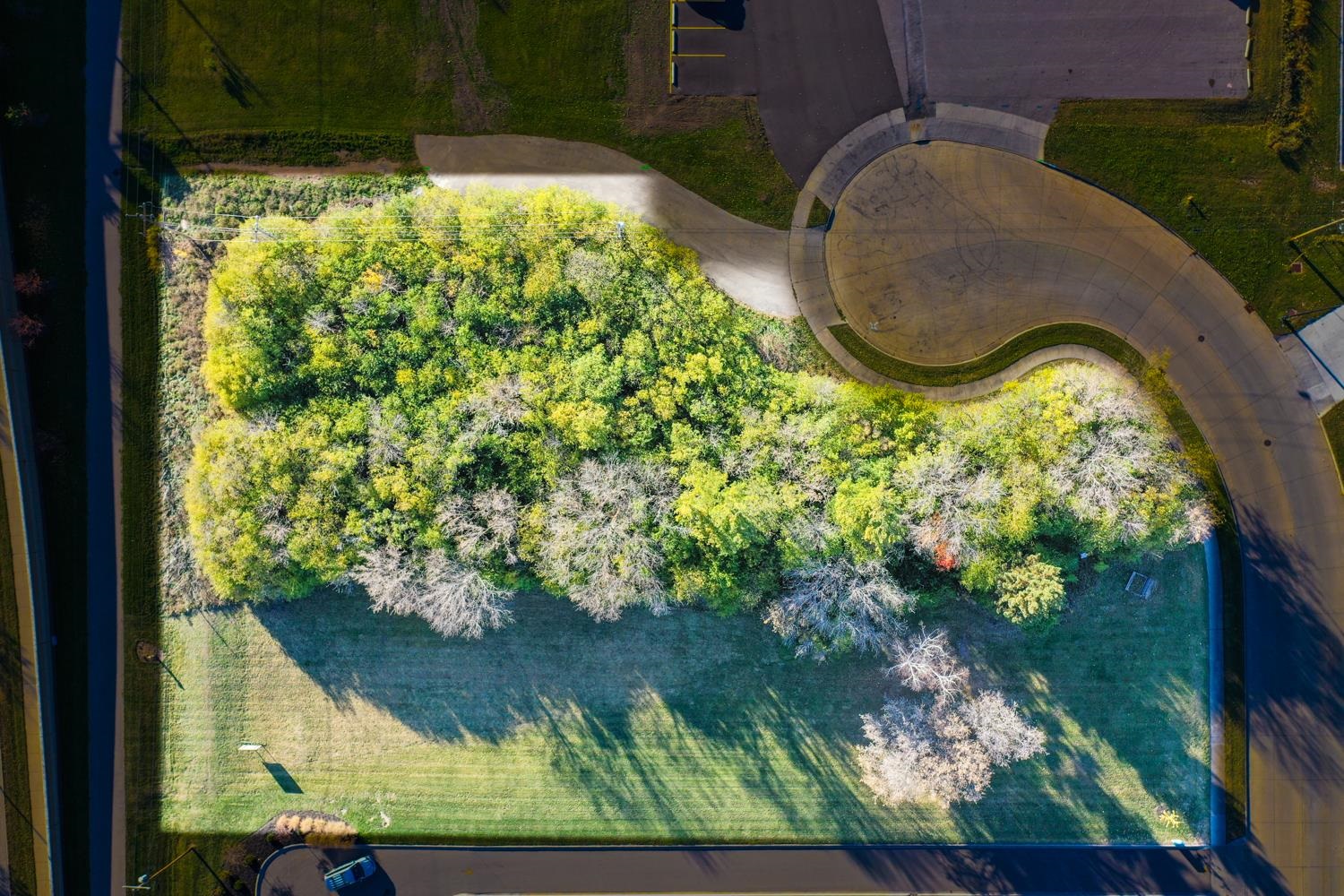 1875 Rath Lane Oshkosh, WI 54902 - Photo 8 of 9