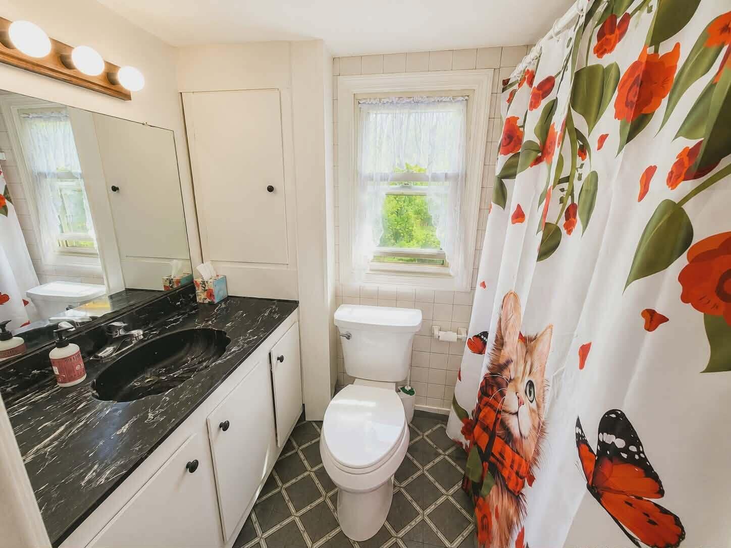 3908 Valley Road Caledonia, WI 53406 - Photo 11 of 14 724653317_1714272742936145_2490916408267