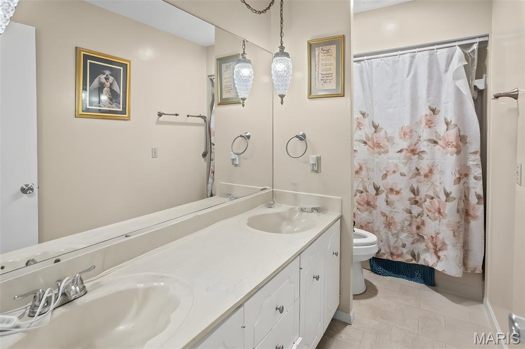 809 White Oak Drive O'Fallon, IL 62269 - Photo 14 of 16