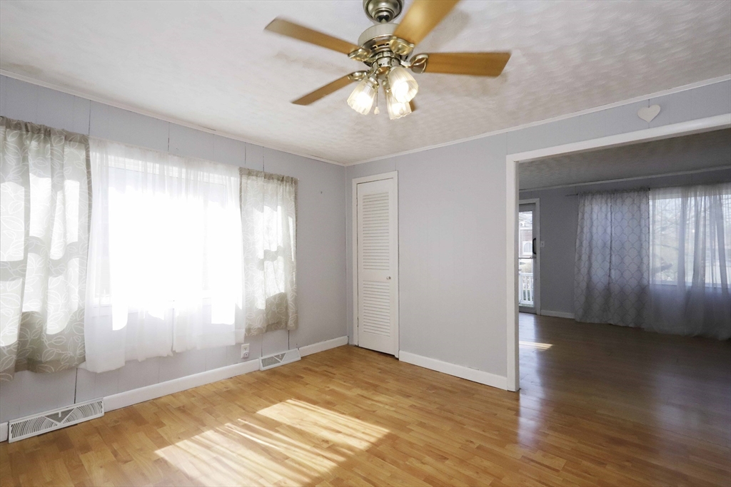 59 Bridge Street Fairhaven, MA 02719 - Photo 18 of 41