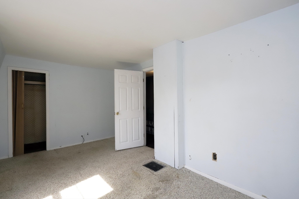 59 Bridge Street Fairhaven, MA 02719 - Photo 29 of 41