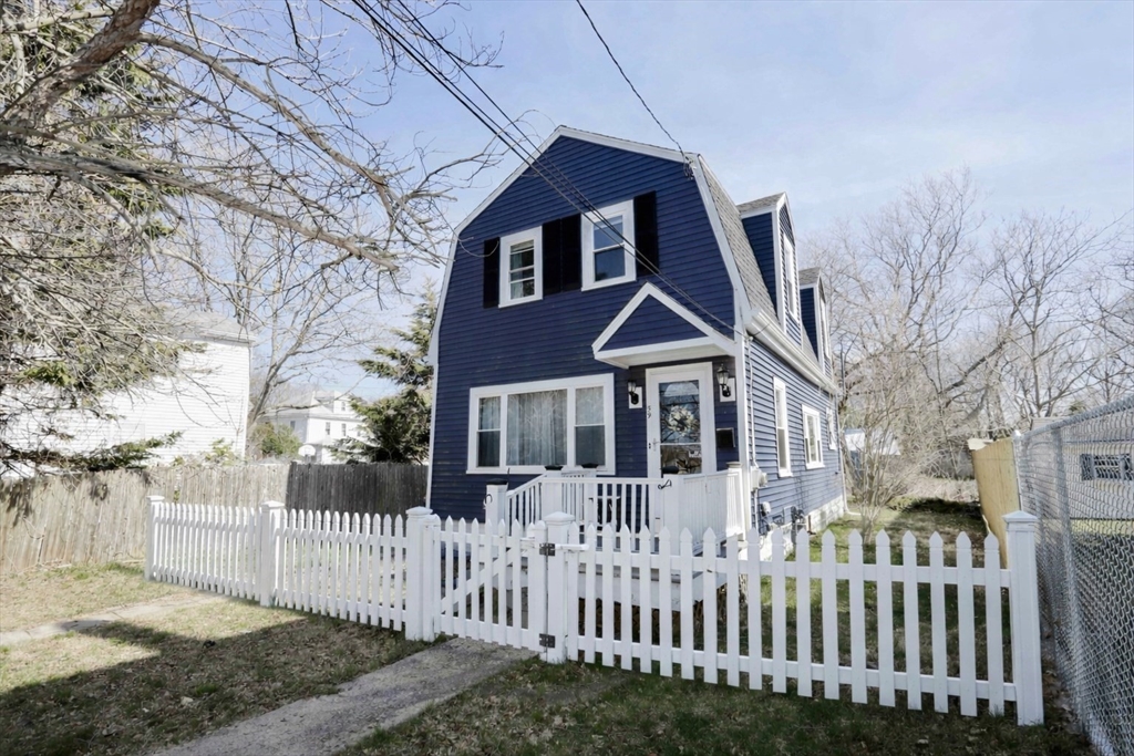 59 Bridge Street Fairhaven, MA 02719 - Photo 3 of 41