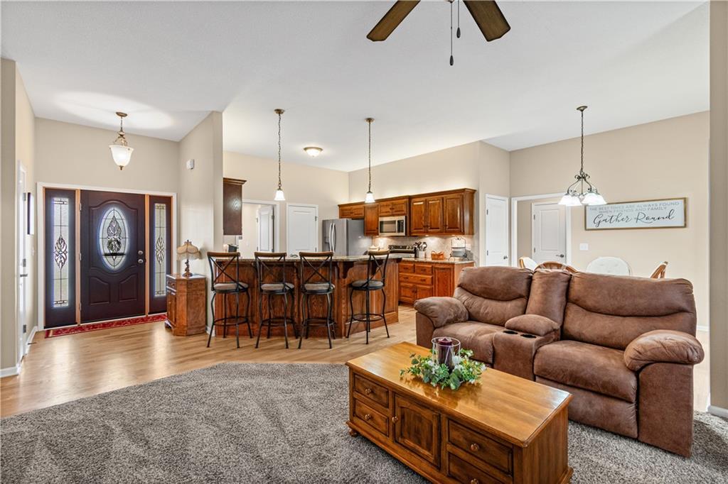 910 Timberline Drive Cameron, MO 64429 - Photo 5 of 39