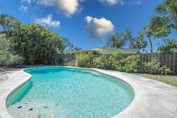 $2,995 | 3217 Restful Lane, Sarasota, FL 34231