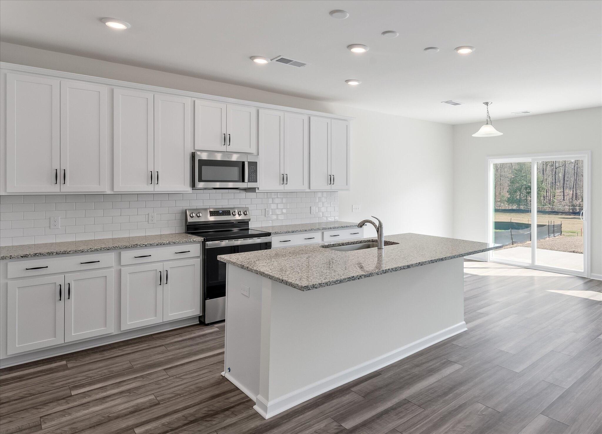 204 Palfrey Drive Ridgeville, SC 29472 - Photo 8 of 25 Kitchen 1