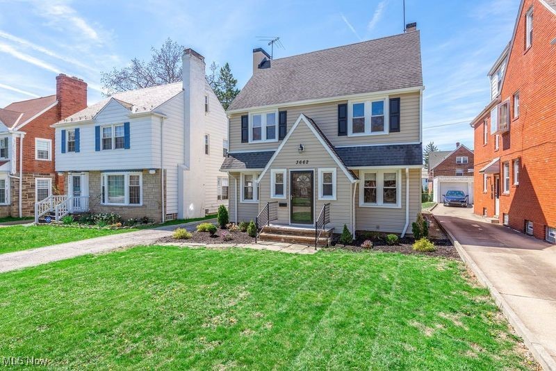 3662 Lynnfield Road Shaker Heights, OH 44122 - Photo 2 of 39 Gallery Image 2