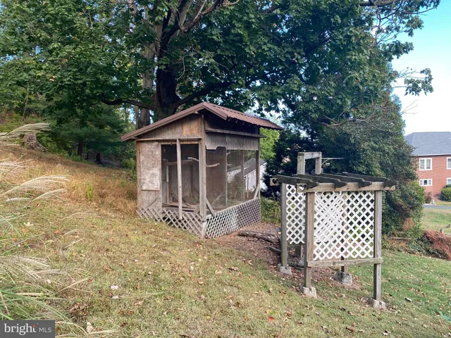a view of a small house