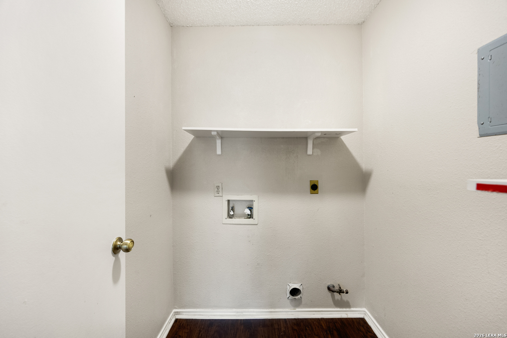 9334 Dover Ridge San Antonio, TX 78250 - Photo 17 of 42 a bathroom with a shower