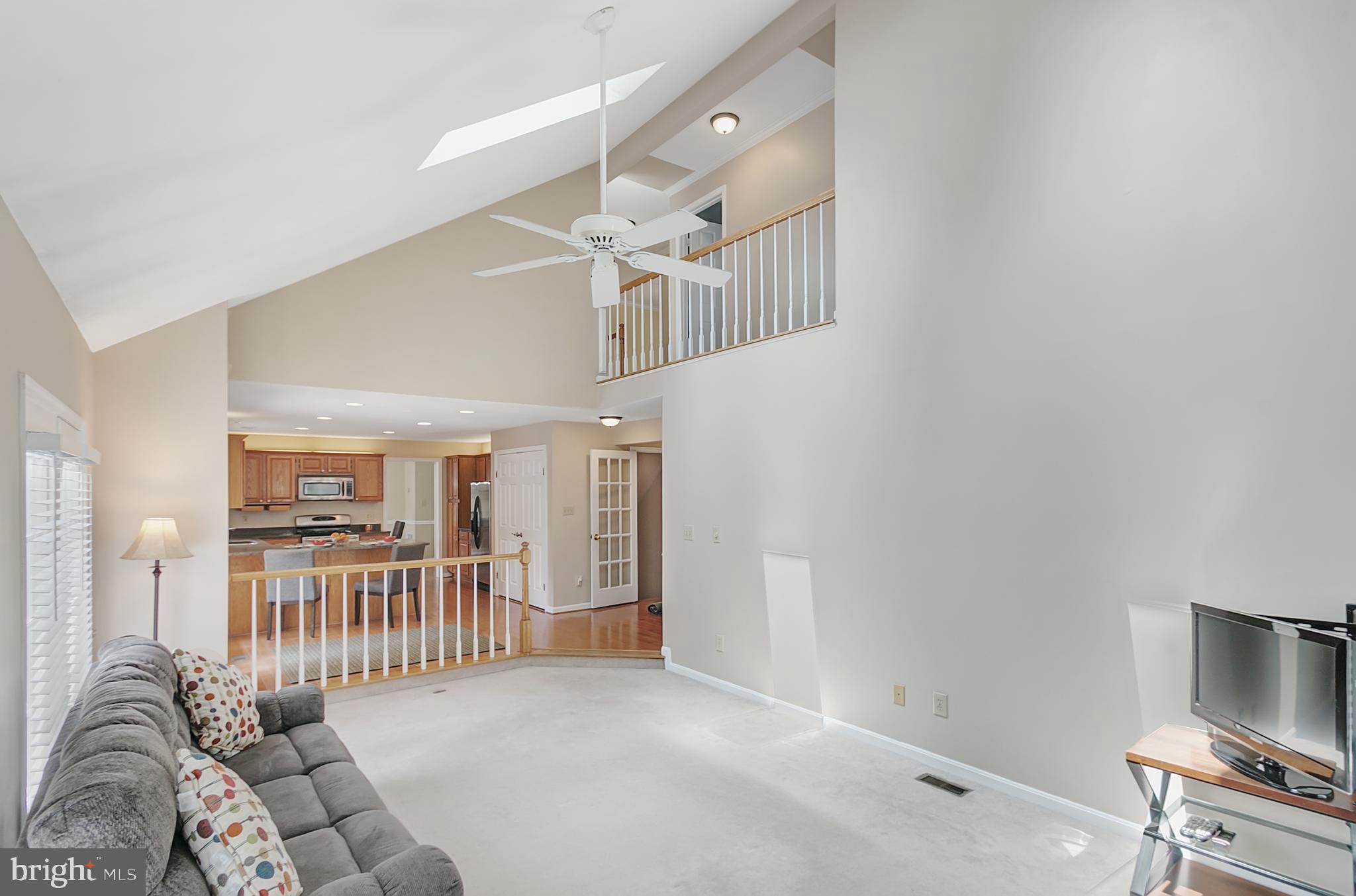 18832 Falling Star Road Germantown, MD 20874 - Photo 12 of 42 FAMILY RM WITH SKYLIGHTS & VAULTED CEILINGS