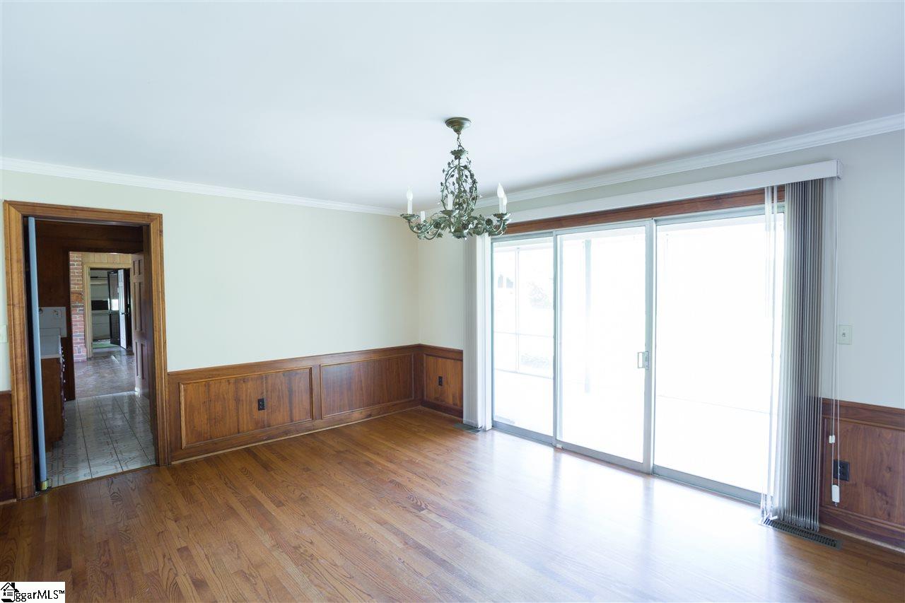 603 Pelham Road Greenville, SC 29615 - Photo 11 of 29