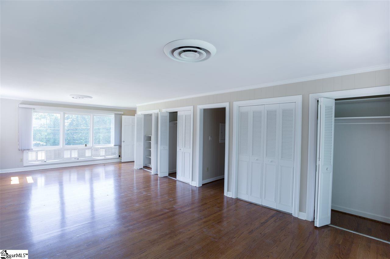 603 Pelham Road Greenville, SC 29615 - Photo 8 of 29