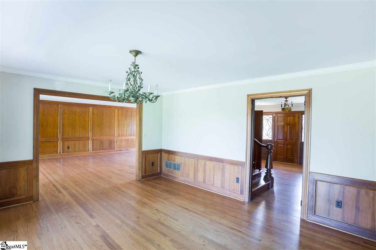 603 Pelham Road Greenville, SC 29615 - Photo 10 of 29