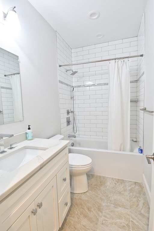 57 L Street, Unit 2 Boston, MA 02127 - Photo 5 of 12