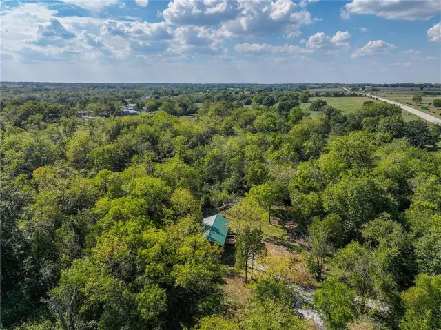 $219,000 | 8655 Southeast 54th Highway, Collins, MO 64738