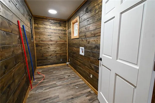 $219,000 | 8655 Southeast 54th Highway, Collins, MO 64738