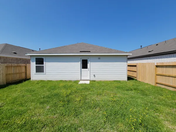 $1,850 | 1519 Gardenia Grv Lane, Unit LAND, Crosby, TX 77532