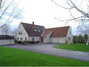 646 Lime Kiln Road Charlotte, VT 05445 - Photo 1 of 12 Gallery Image 1