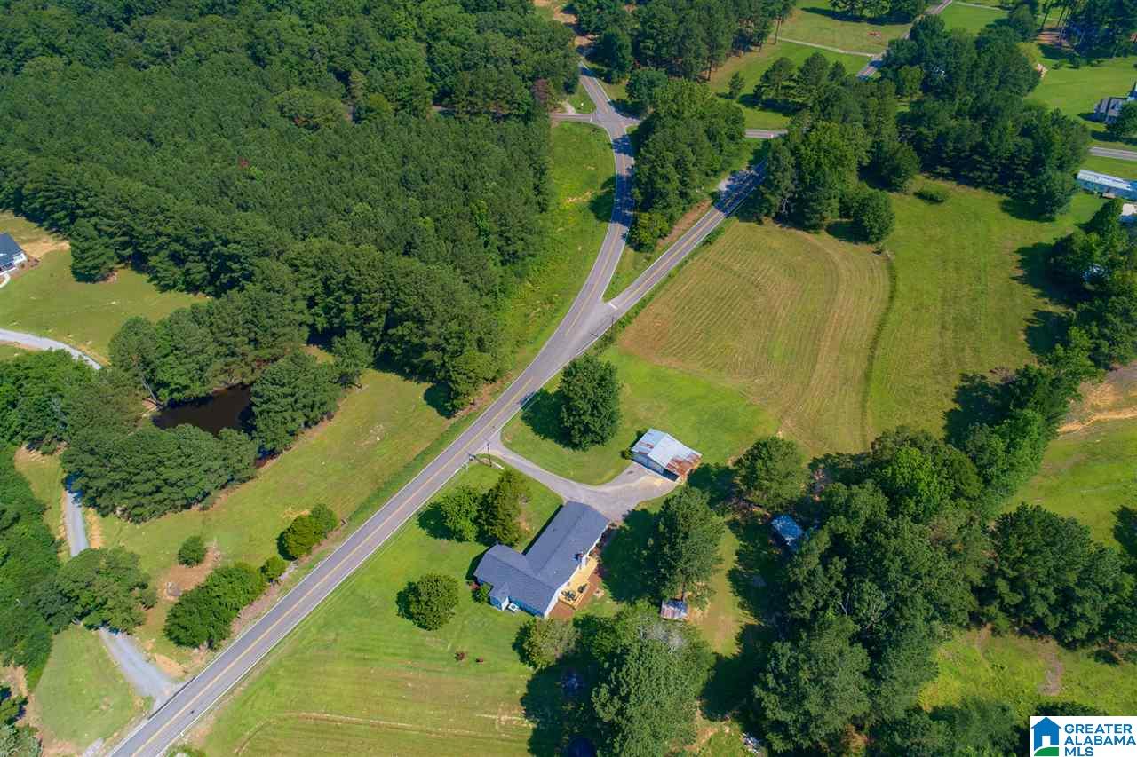9259 Bradford Trafford Road Pinson, AL 35126 - Photo 5 of 38