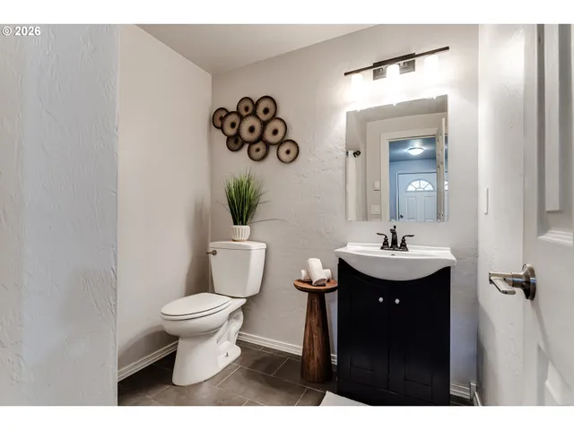 $255,000 | 1432 Fetters Loop, Eugene, OR 97402