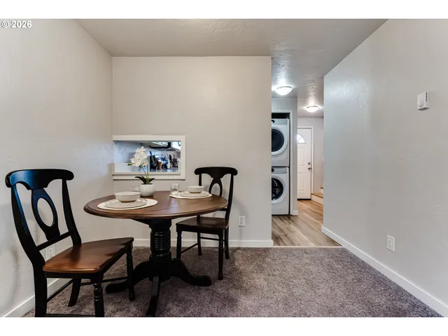 $255,000 | 1432 Fetters Loop, Eugene, OR 97402