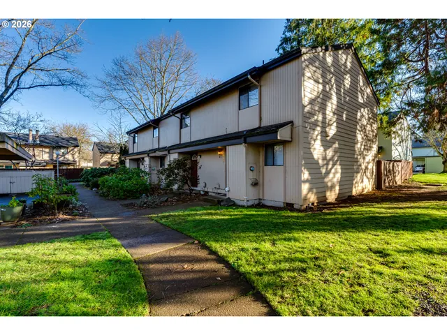 $255,000 | 1432 Fetters Loop, Eugene, OR 97402