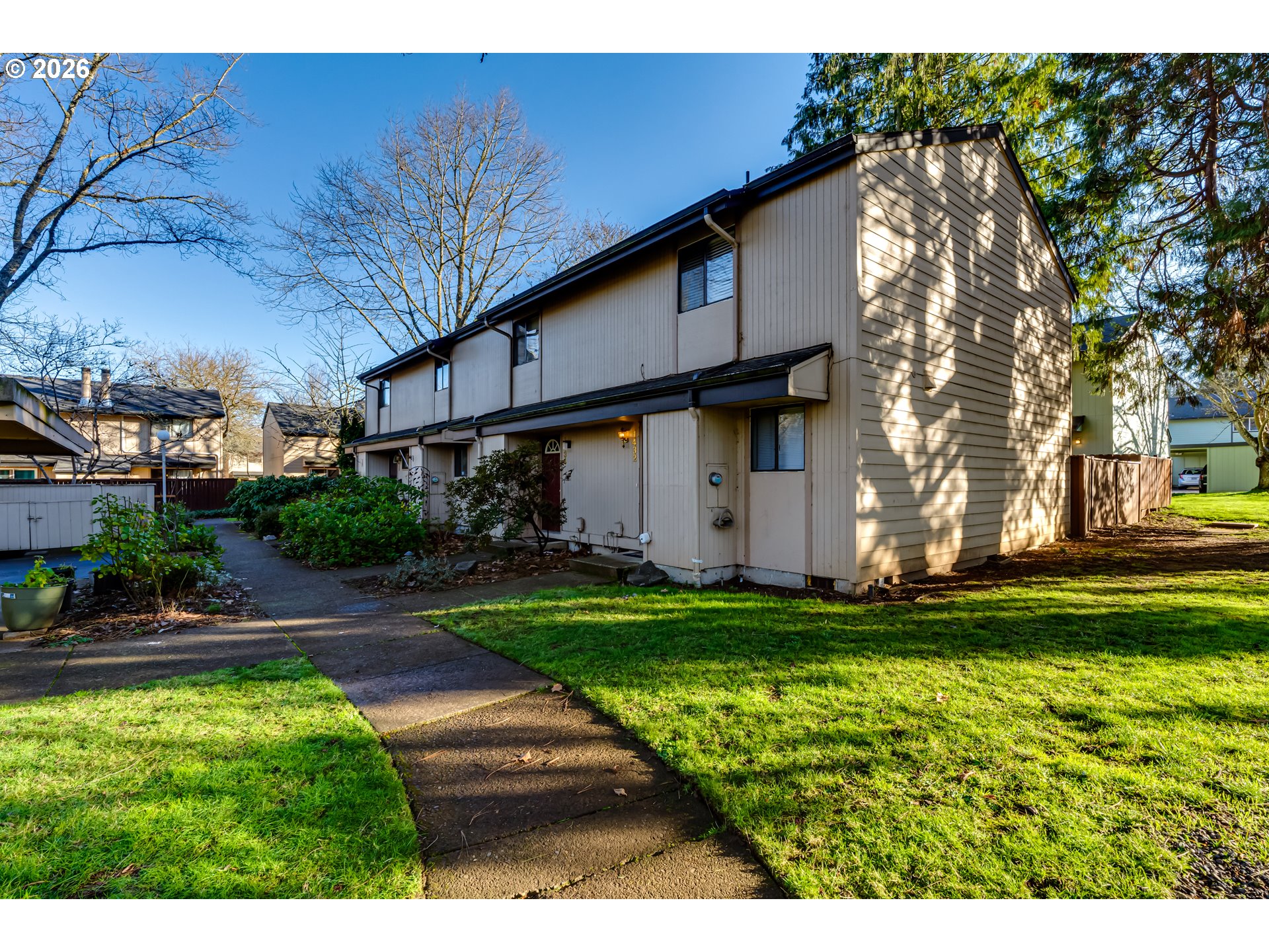 1432 Fetters Loop Eugene, OR 97402 - Photo 2 of 35 Gallery Image 2
