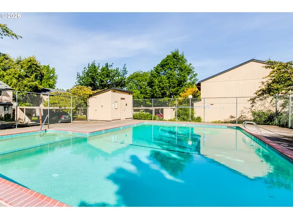 $250,000 | 1432 Fetters Loop, Eugene, OR 97402