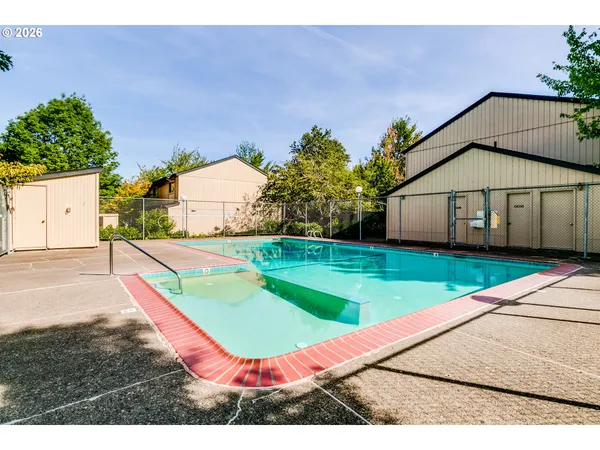 $250,000 | 1432 Fetters Loop, Eugene, OR 97402