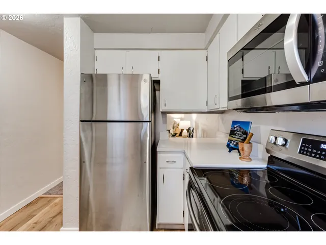 $255,000 | 1432 Fetters Loop, Eugene, OR 97402