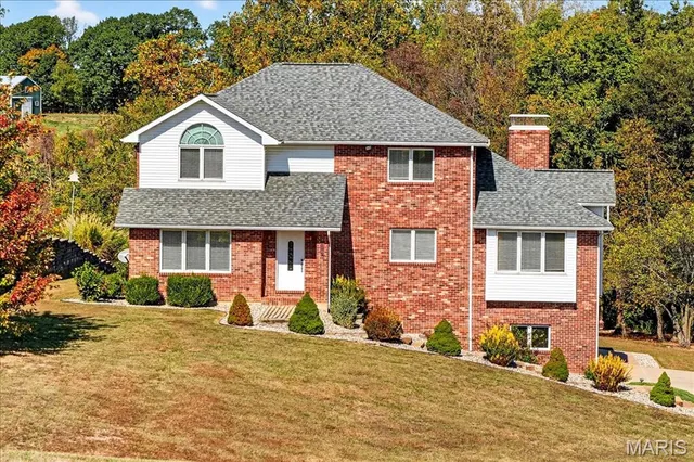 $539,000 | 3567 Sweet Briar Lane, Columbia, IL 62236