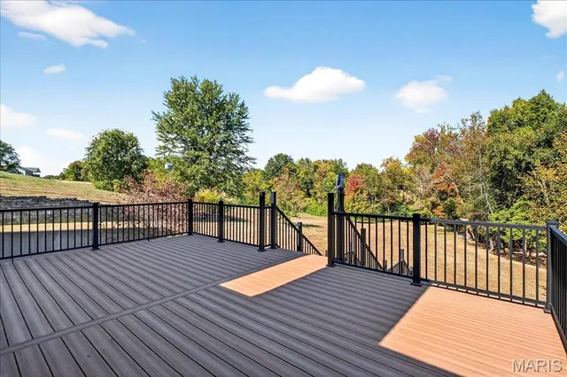 $539,000 | 3567 Sweet Briar Lane, Columbia, IL 62236