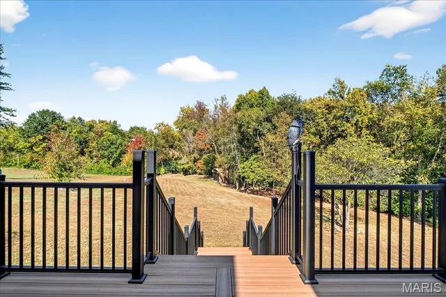 $539,000 | 3567 Sweet Briar Lane, Columbia, IL 62236