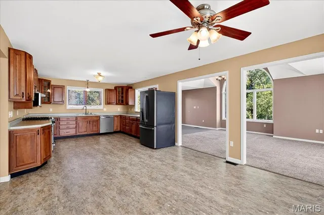 $539,000 | 3567 Sweet Briar Lane, Columbia, IL 62236