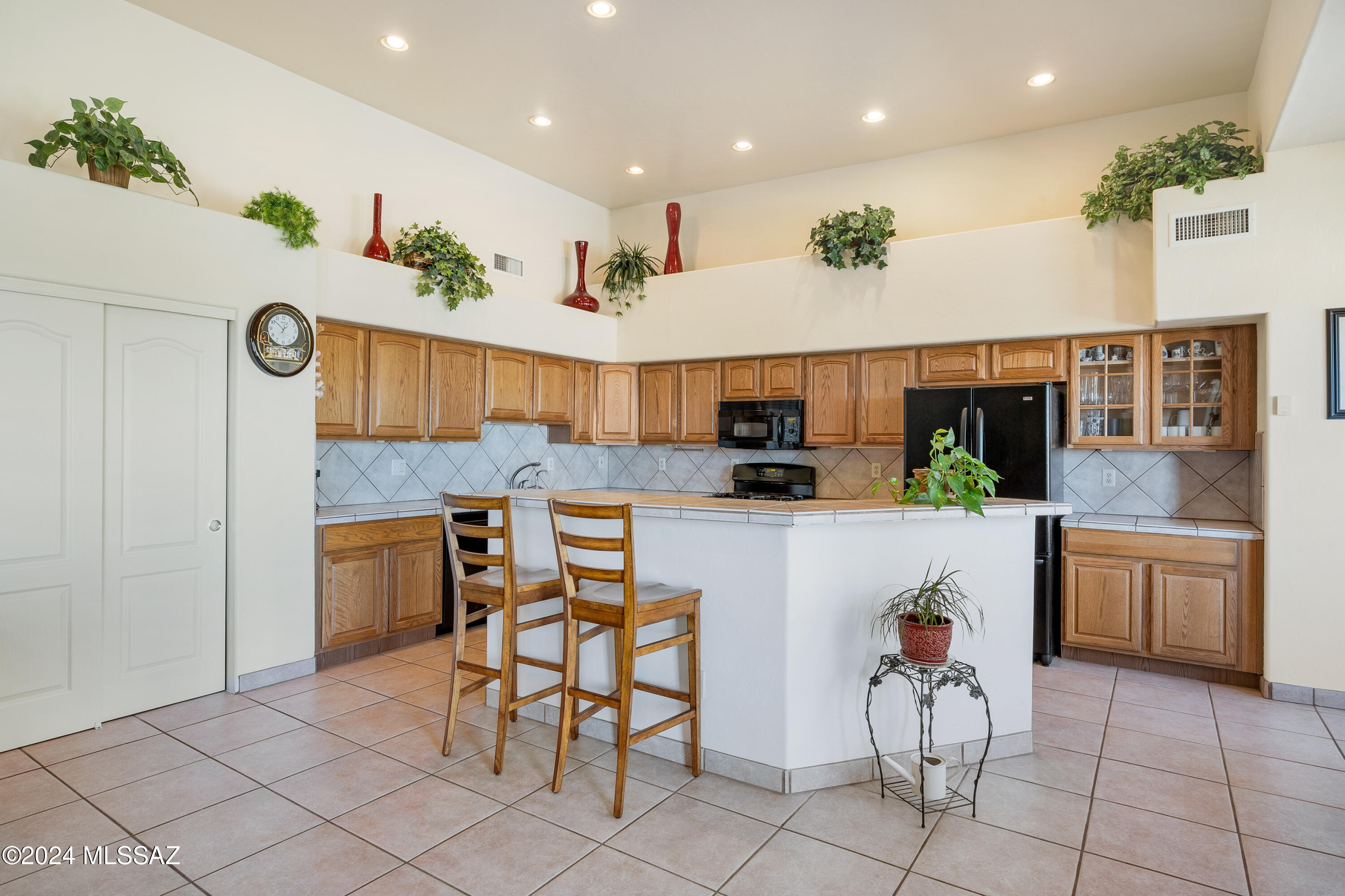 2255 North Painted Hills Road Tucson, AZ 85745 - Photo 19 of 48 Gallery Image 19