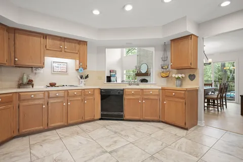 $689,900 | 11603 Buttonwood Drive, Austin, TX 78759