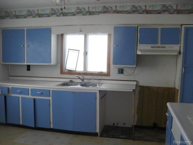 3195 Galbraith Line Road Yale, MI 48097 - Photo 2 of 4 kitchen